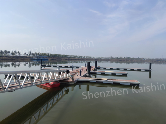 UV Resistant Marine Aluminum Gangways WPC Decking Floating Dock Ramp